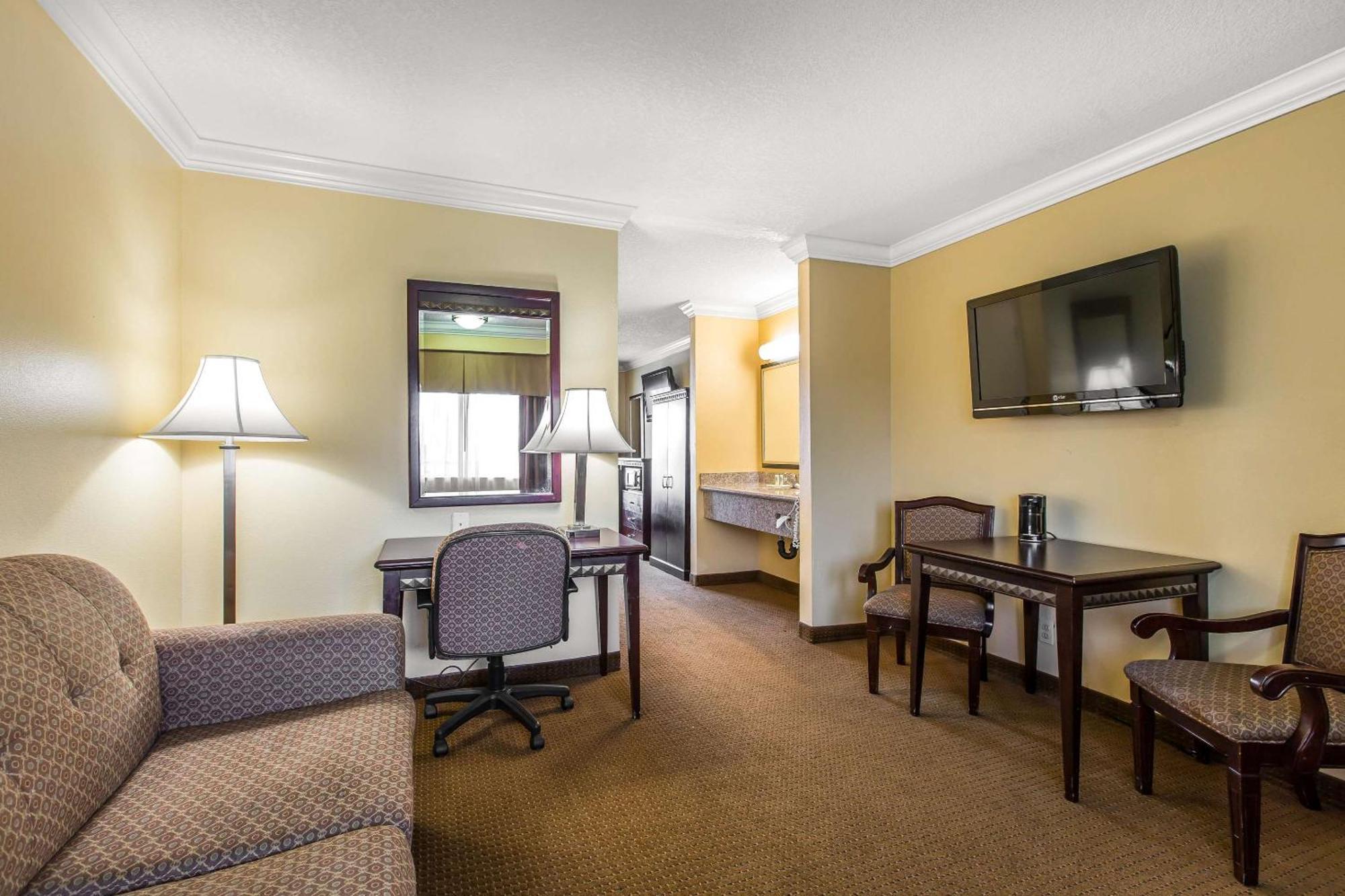 Quality Inn & Suites Bell Gardens-Los Angeles Eksteriør billede