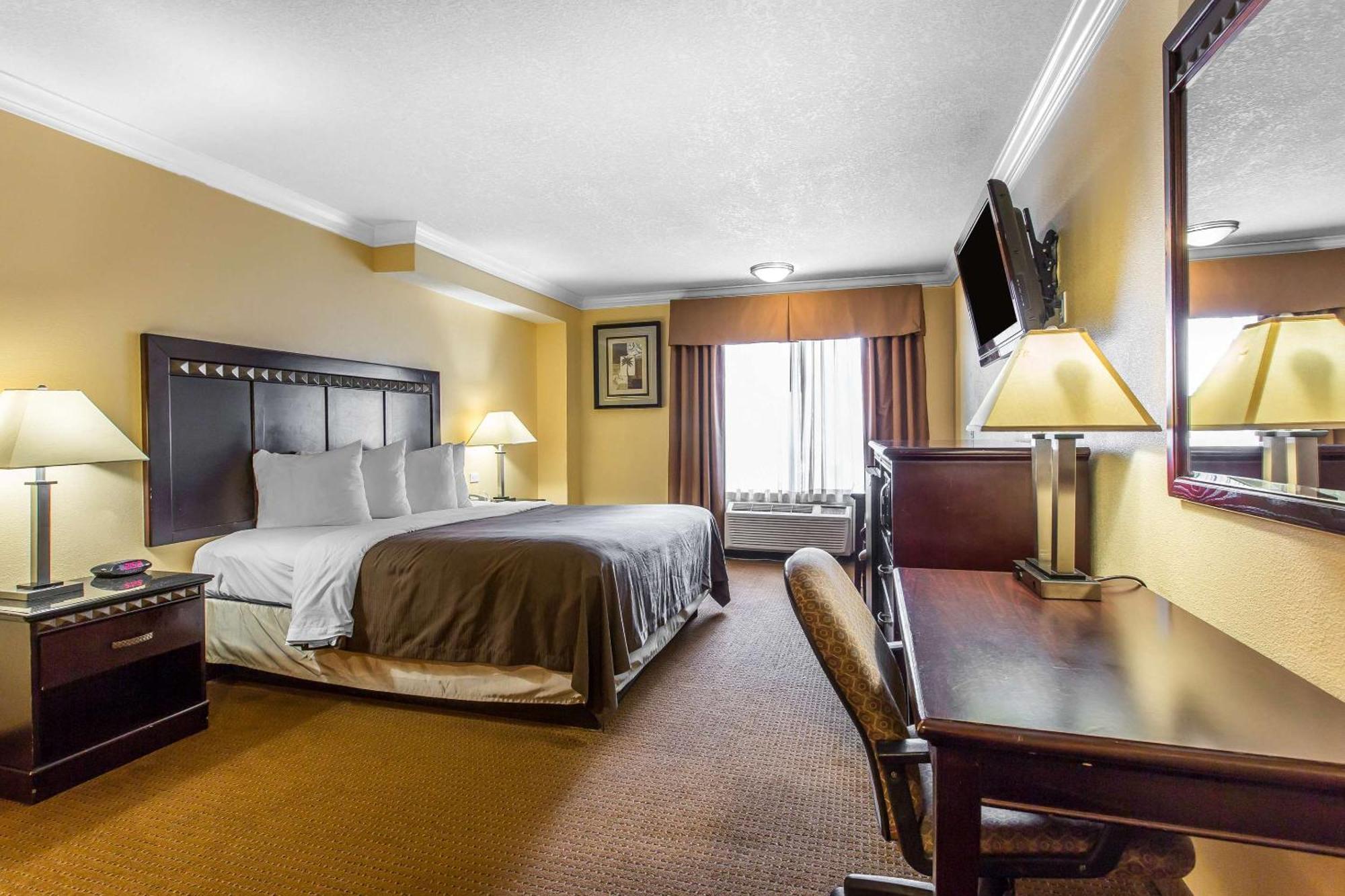 Quality Inn & Suites Bell Gardens-Los Angeles Eksteriør billede