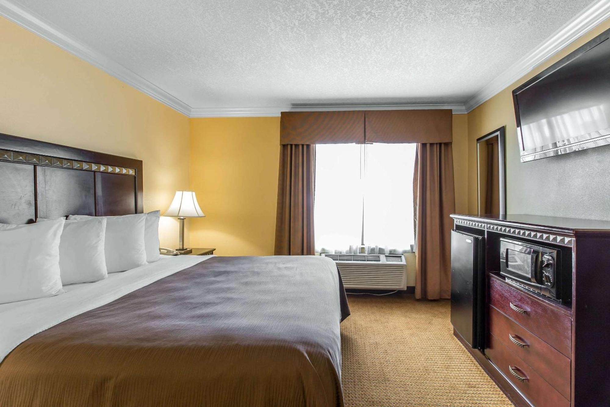Quality Inn & Suites Bell Gardens-Los Angeles Eksteriør billede