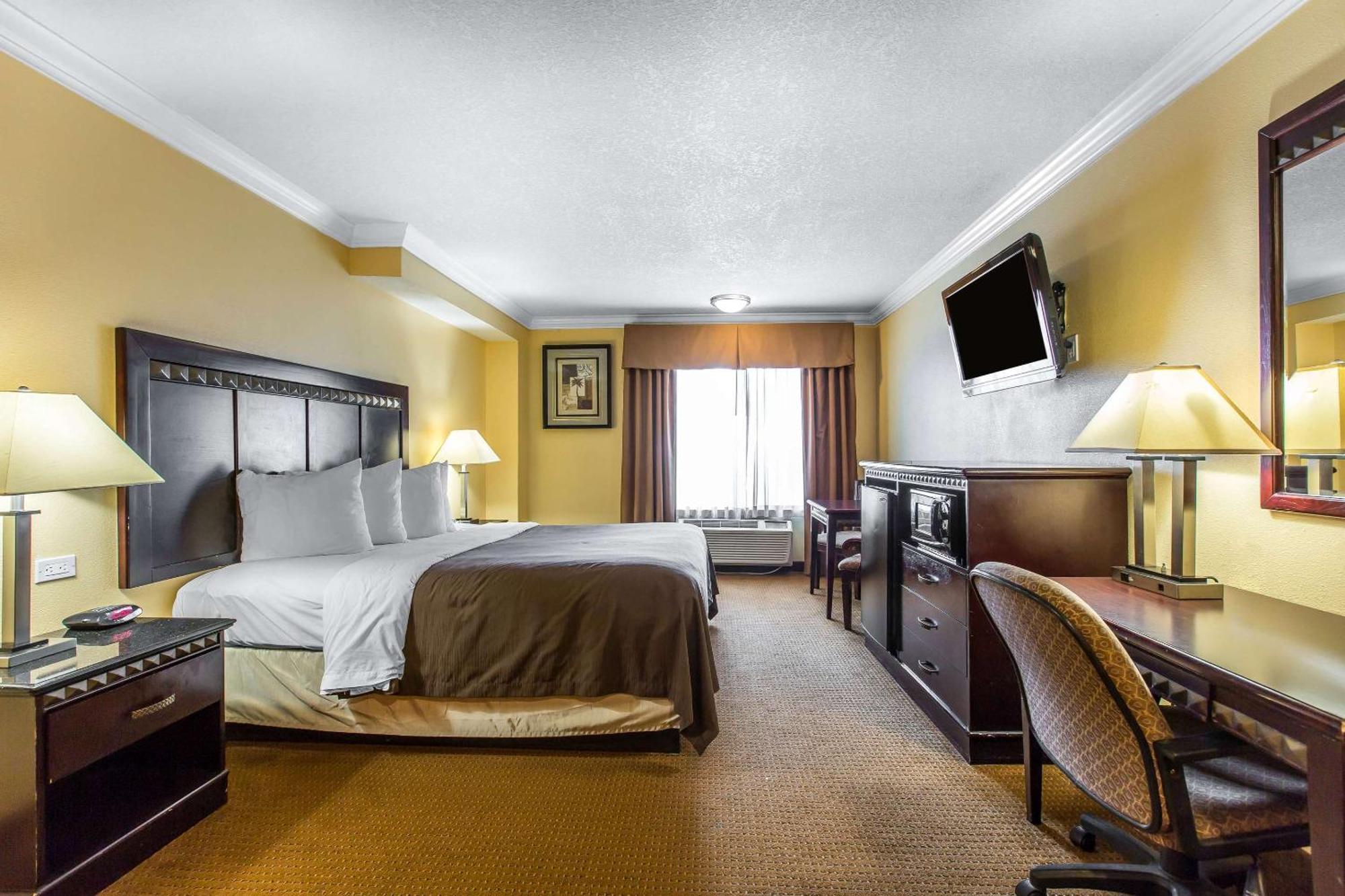 Quality Inn & Suites Bell Gardens-Los Angeles Eksteriør billede